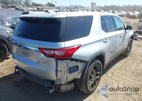 2019 Chevrolet Traverse Ls из США, поврежденный, VIN 1GNERFKW4KJ130657